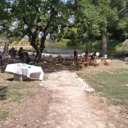 Luxury tent Glamping Retreat I Laghetti Anversa Degli Abruzzi